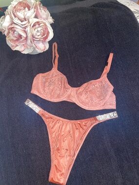 Victorias Secret Copper BBV Unlined Demi & Satin Shine Strap Brazilian 36C/L New